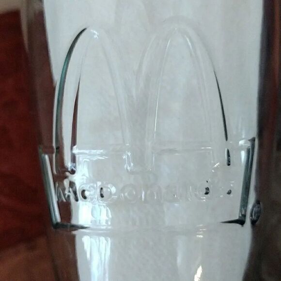 Vintage 1992 Set of 2 McDonald's Clear Fountain Coke Glasses - Picture 4 of 17